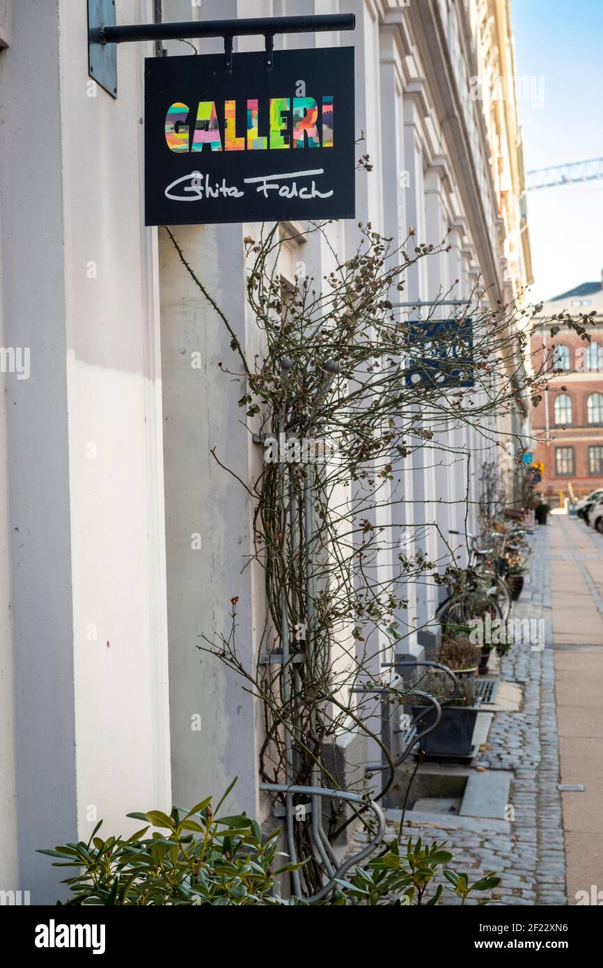 Rørholmsgade ist eine Straße in Kopenhagen, die überwiegend von Künstlern und Kunstgalerien besetzt ist. Stockfoto