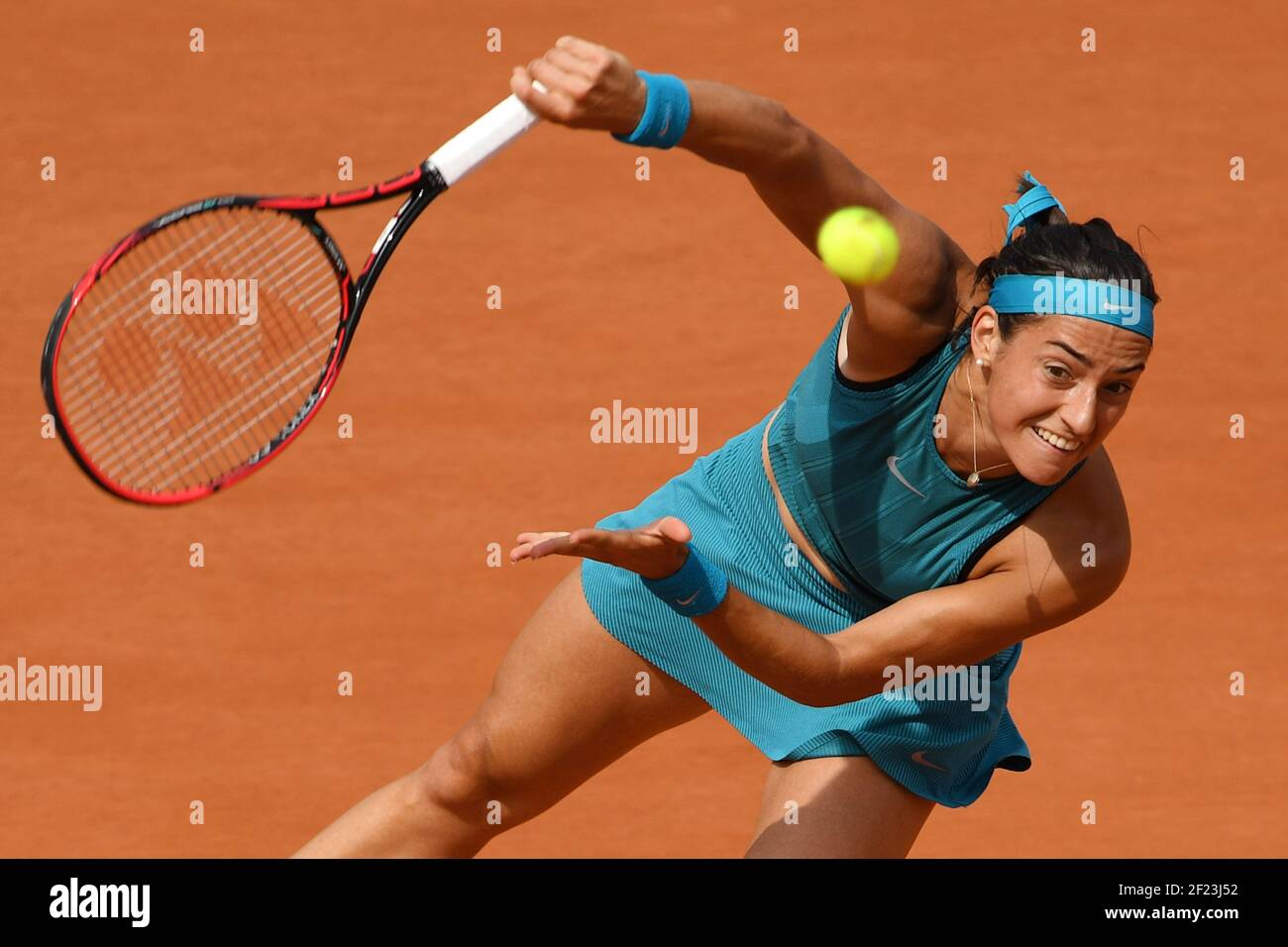 Caroline Garcia (Frankreich) tritt während der vierten Runde der Roland Garros French Tennis Open 2018, Tag 9, am 4. Juni 2018, im Roland Garros Stadion in Paris, Frankreich - Foto Philippe Millereau / KMSP / DPPI Stockfoto