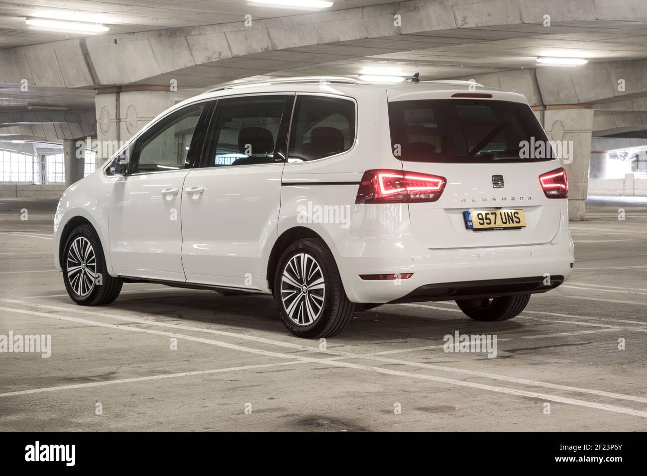 Alhambra People Carrier mit 2016 SITZPLÄTZEN, MPV Stockfoto