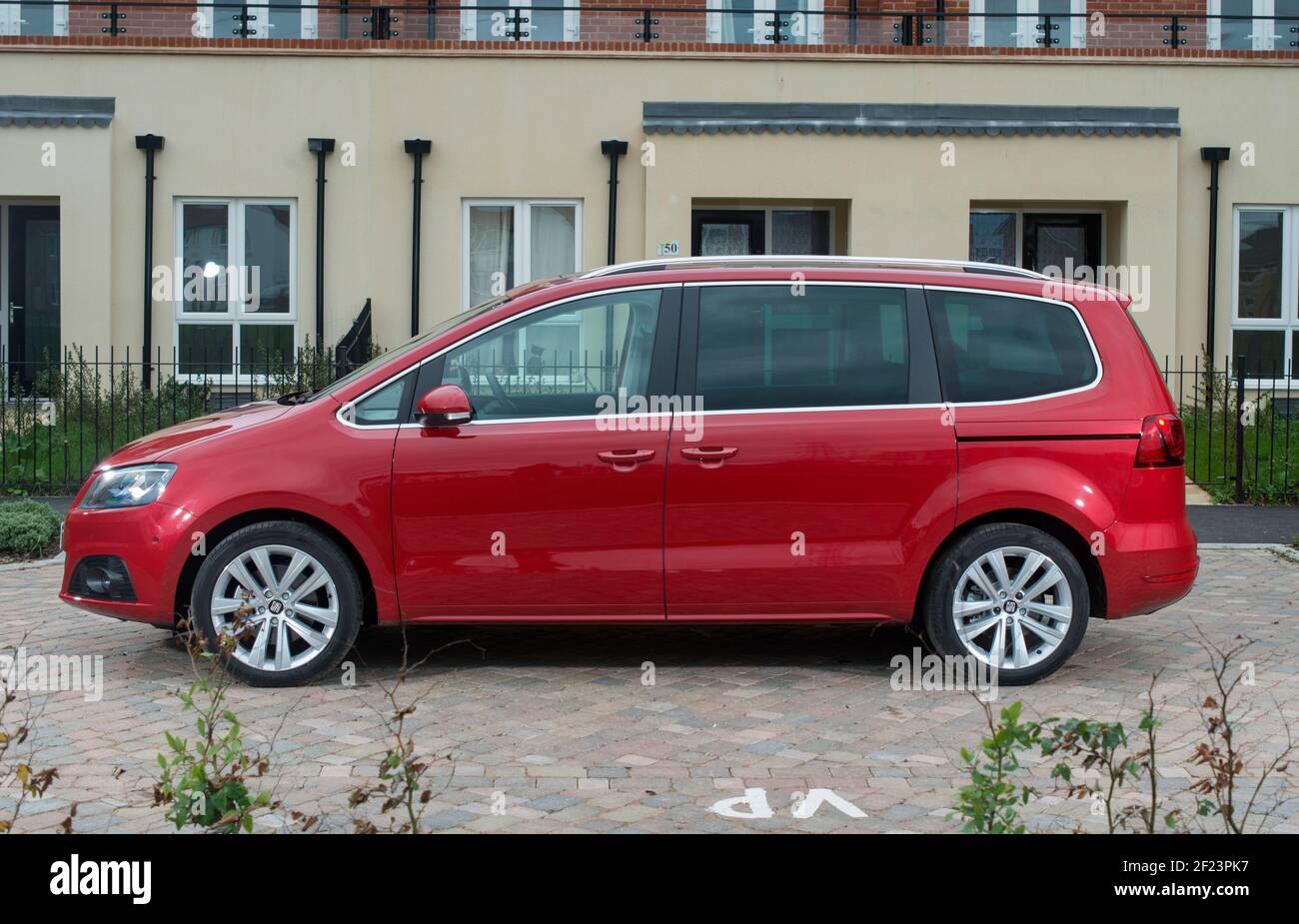 Alhambra People Carrier mit 2016 SITZPLÄTZEN, MPV Stockfoto