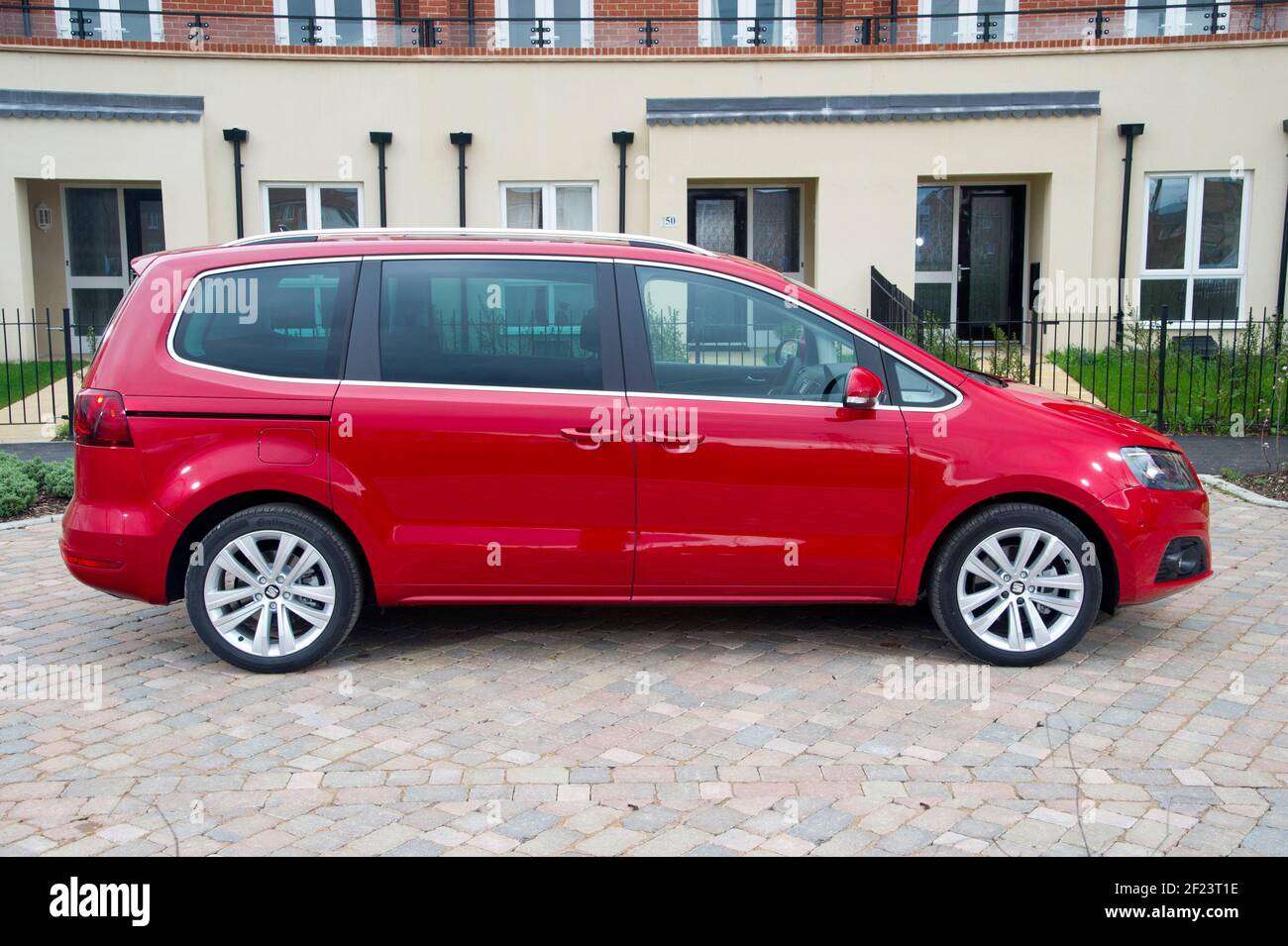 Alhambra People Carrier mit 2016 SITZPLÄTZEN, MPV Stockfoto