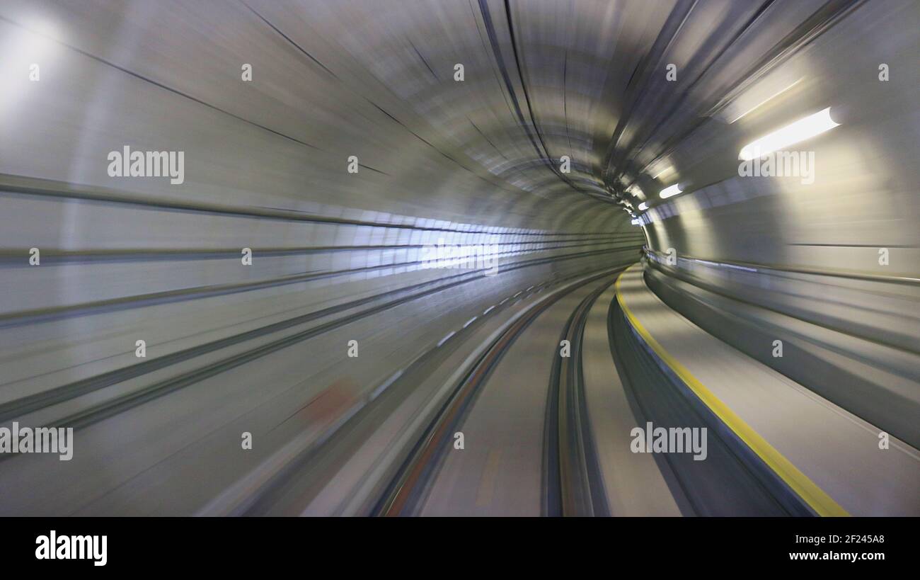 Zugtunnel: MRT Sungai Buloh – Kajang Line in Malaysia Stockfoto