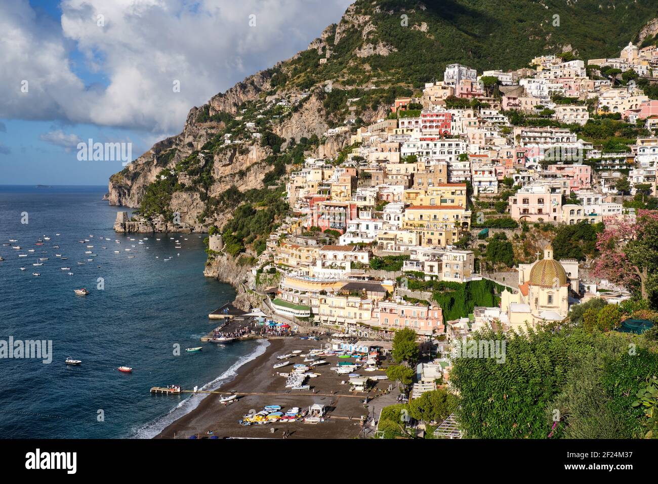 Das berühmte Touristenresort Positano an der italienischen Amalfiküste Stockfoto