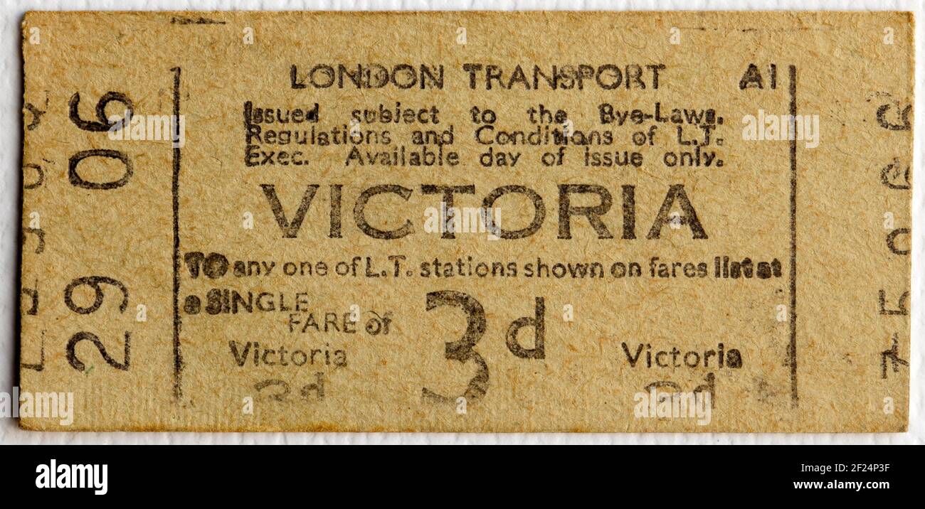 Old London Transport U-Bahn oder U-Bahn-Ticket von Victoria Station Stockfoto