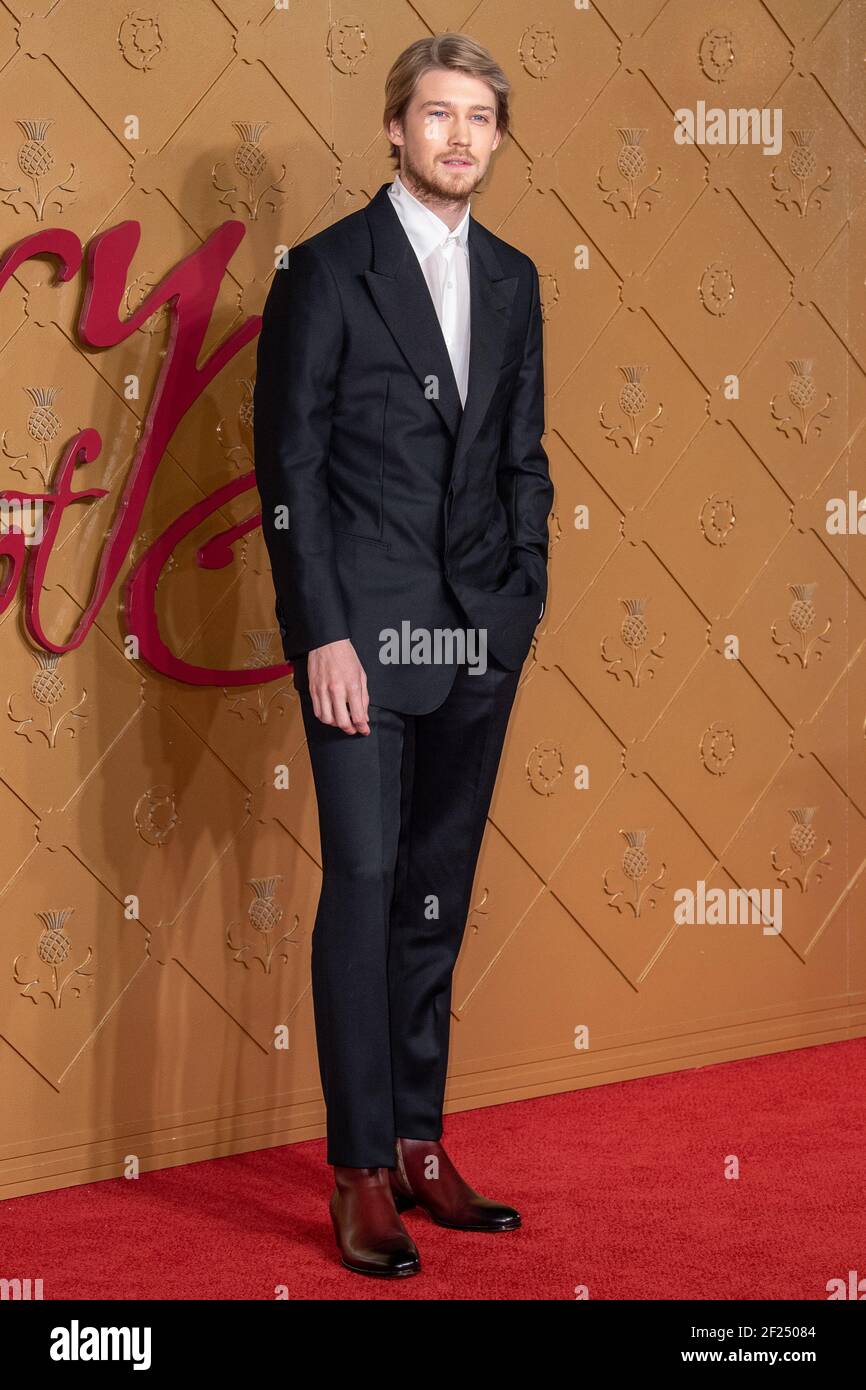 London, Großbritannien. 11th Dezember 2018. Joe Alwyn bei der Filmpremiere von „Mary Queen of Scots“, Arrivals, London, Großbritannien. Stockfoto