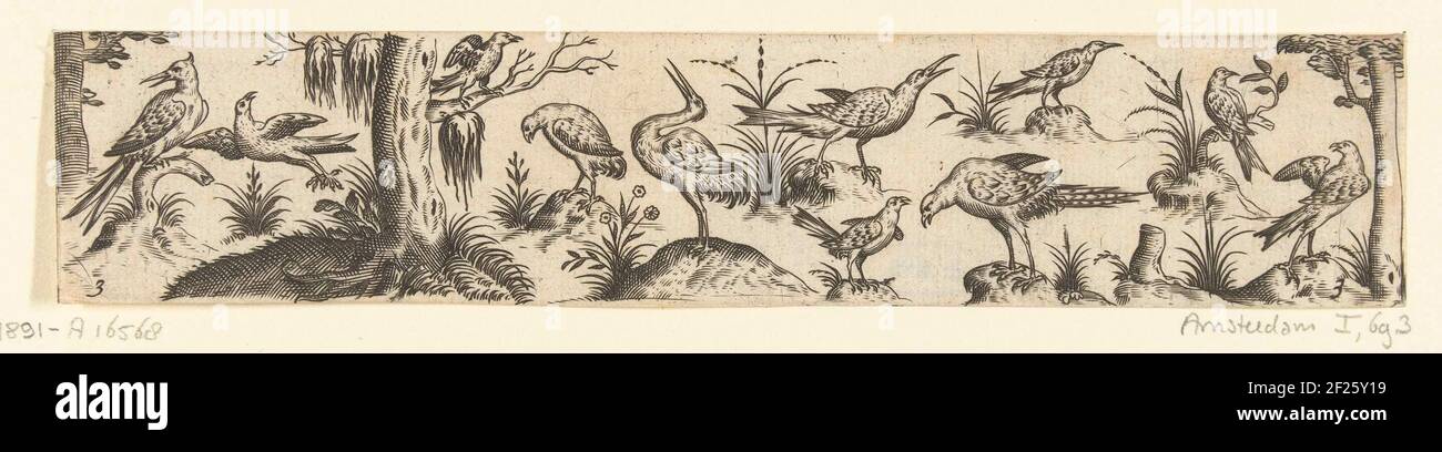 Friesisch mit elf Vögeln, an beiden Enden des friesischen ist ein Baum; Friesen mit Vögeln. In der Mitte zeigt ein Storch mit seinem Schnabel nach oben. Links ist ein dritter Baum mit einem Vogel auf einem seiner Zweige. Blatt 3 aus Serie von 12 nummerierten Blättern. Stockfoto