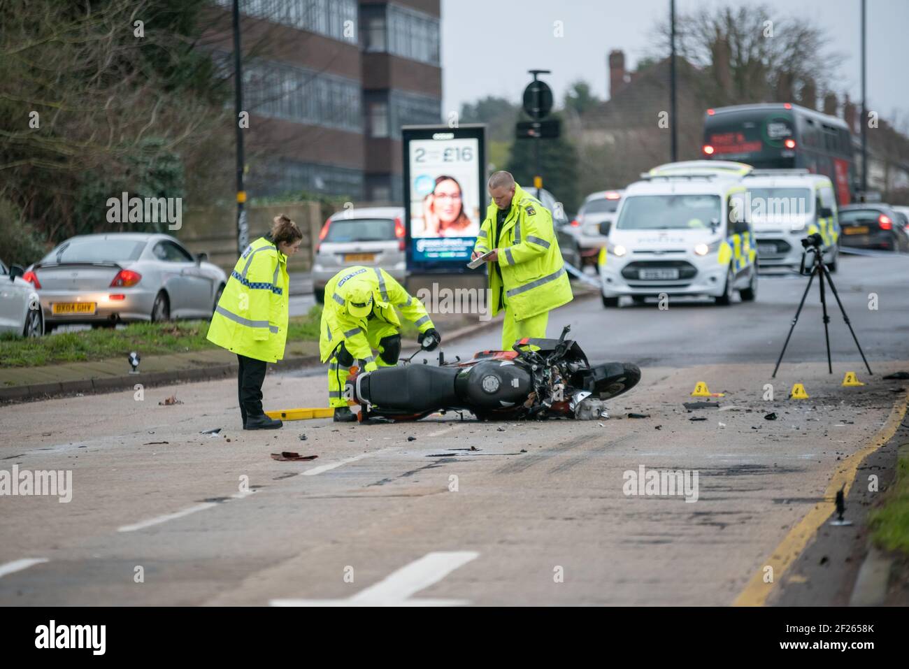 Crash untersucher Fotos und Bildmaterial in hoher Auflösung Alamy