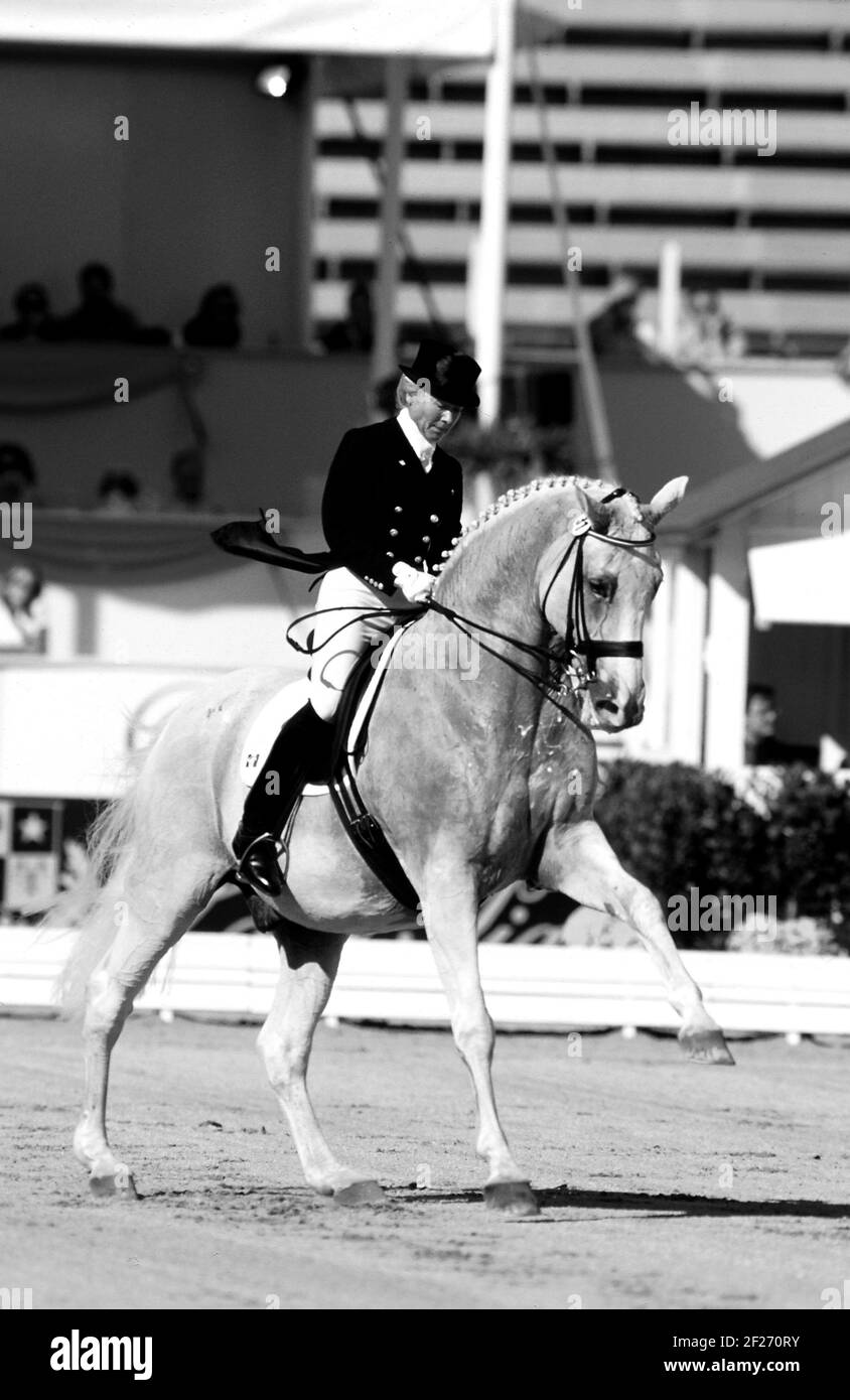 Weltreiterspiele, Rom Oktober 1998, Margit Otto Crepin (FRA) beim Reiten von Lucky Lord V. Stockfoto