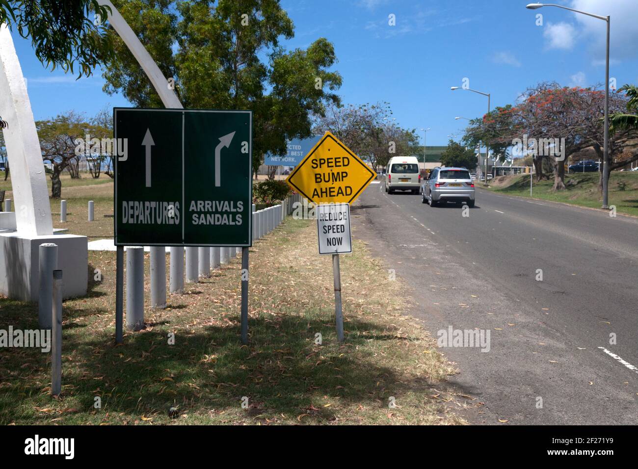 Straßenschilder am maurice Bishop International Airport St. george grenada windward Islands West indies Stockfoto