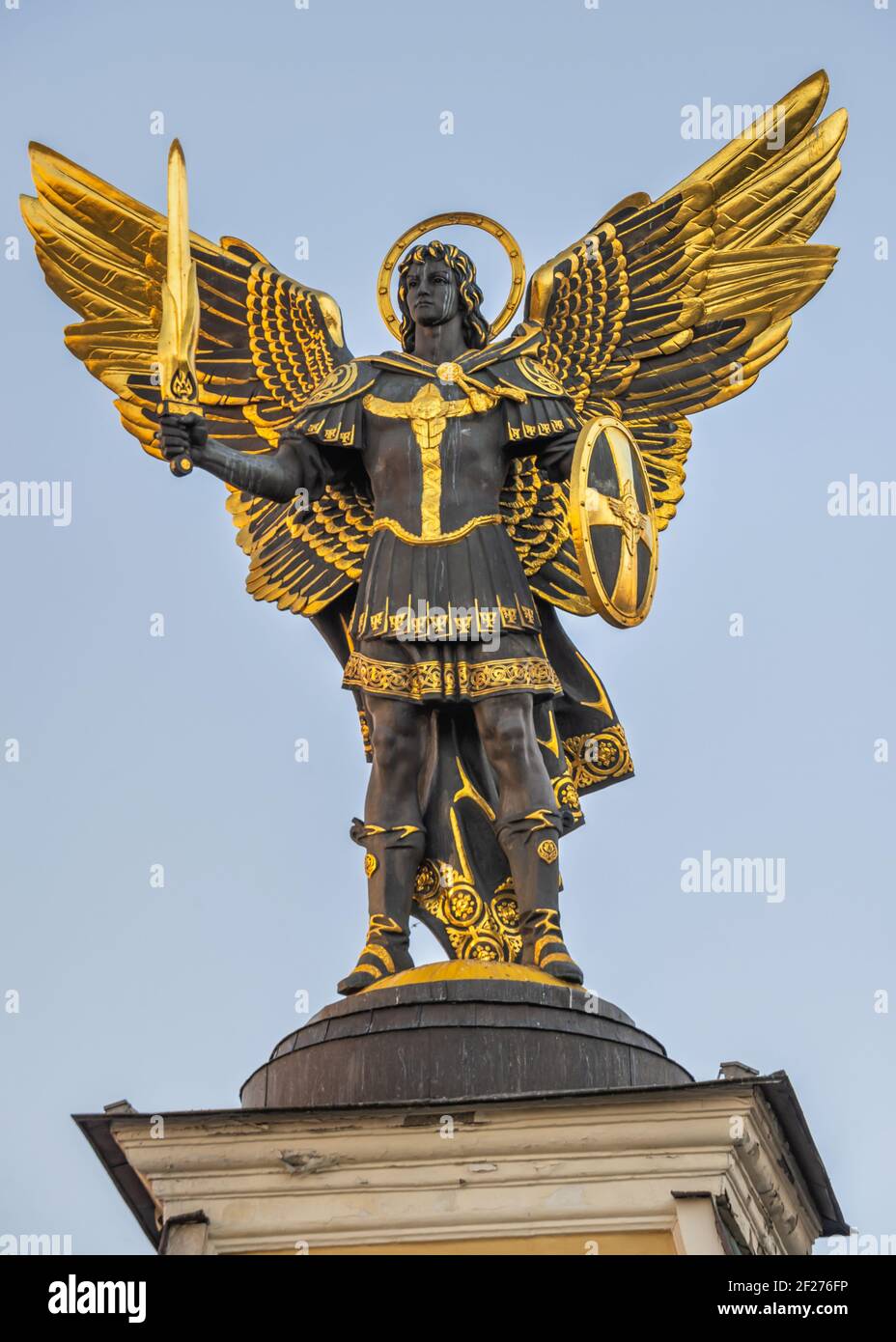 Skulptur des Erzengels Michael in Kiew, Ukraine Stockfoto