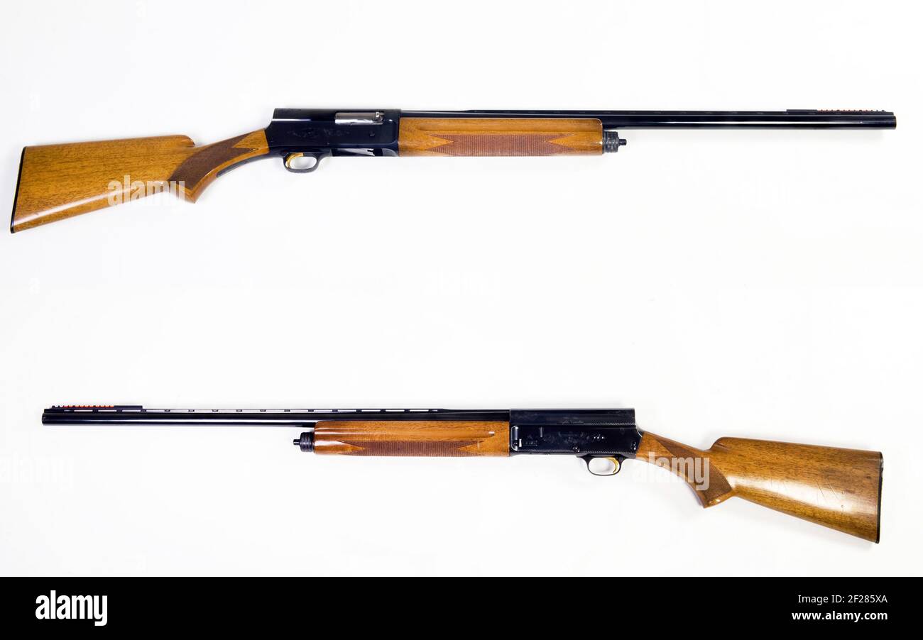 Fort Worth, Texas - Februar 2021 Nahaufnahme einer A5 Browning 12 Guage Schrotflinte vorne und hinten. Wurde das erste Design von John Browning im Jahr 1898. Stockfoto