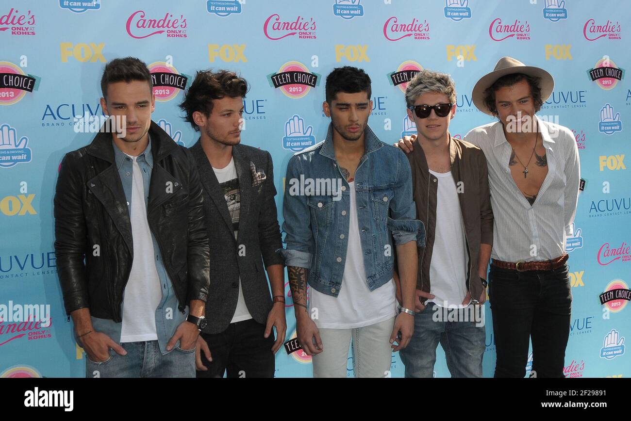 Liam Payne, Louis Tomlinson, Zayn Malik, Niall Horan und Harry Styles bei den Teen Choice Awards 2013 im Universal Amphitheatre in Los Angeles.CA. Stockfoto