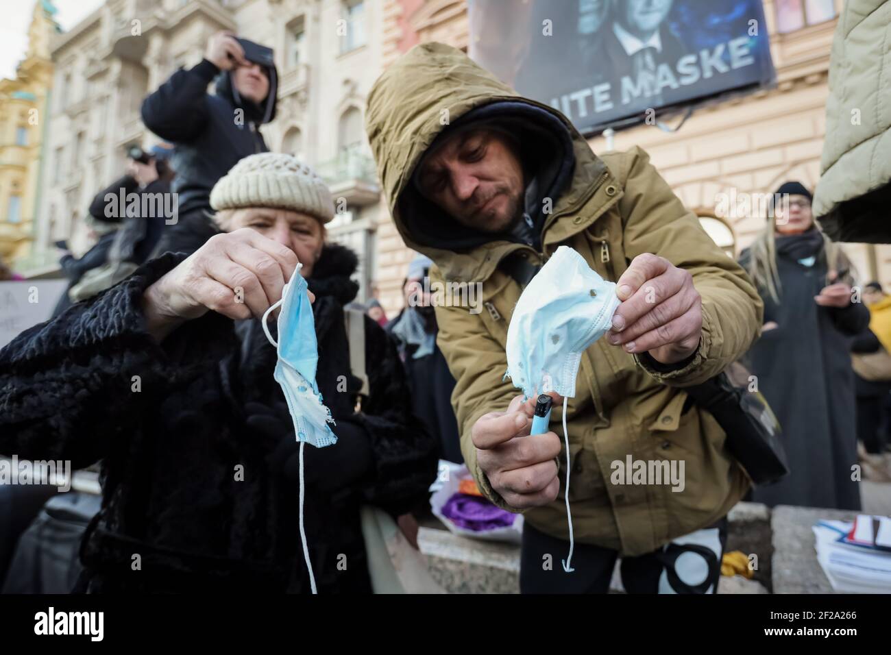 Ein Protest gegen die aktuelle Regierung und die Maßnahmen der Das Hauptquartier für den Katastrophenschutz für das pandemische Coronavirus wurde abgehalten Ban Josip Jelacic Stockfoto