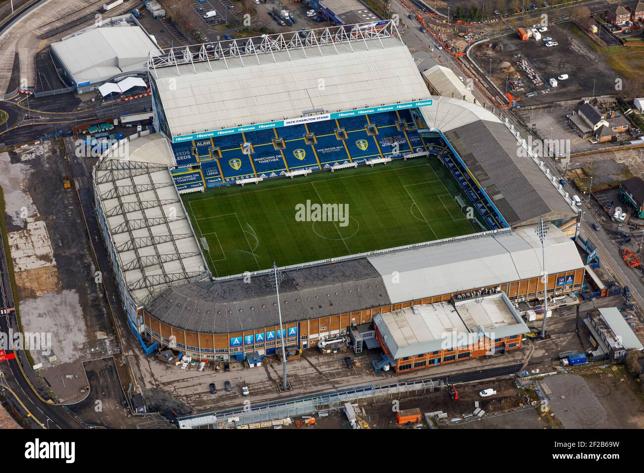 Luftaufnahme des Elland Road Stadium, Heimstadion des Leeds United Football Club, Leeds Stockfoto