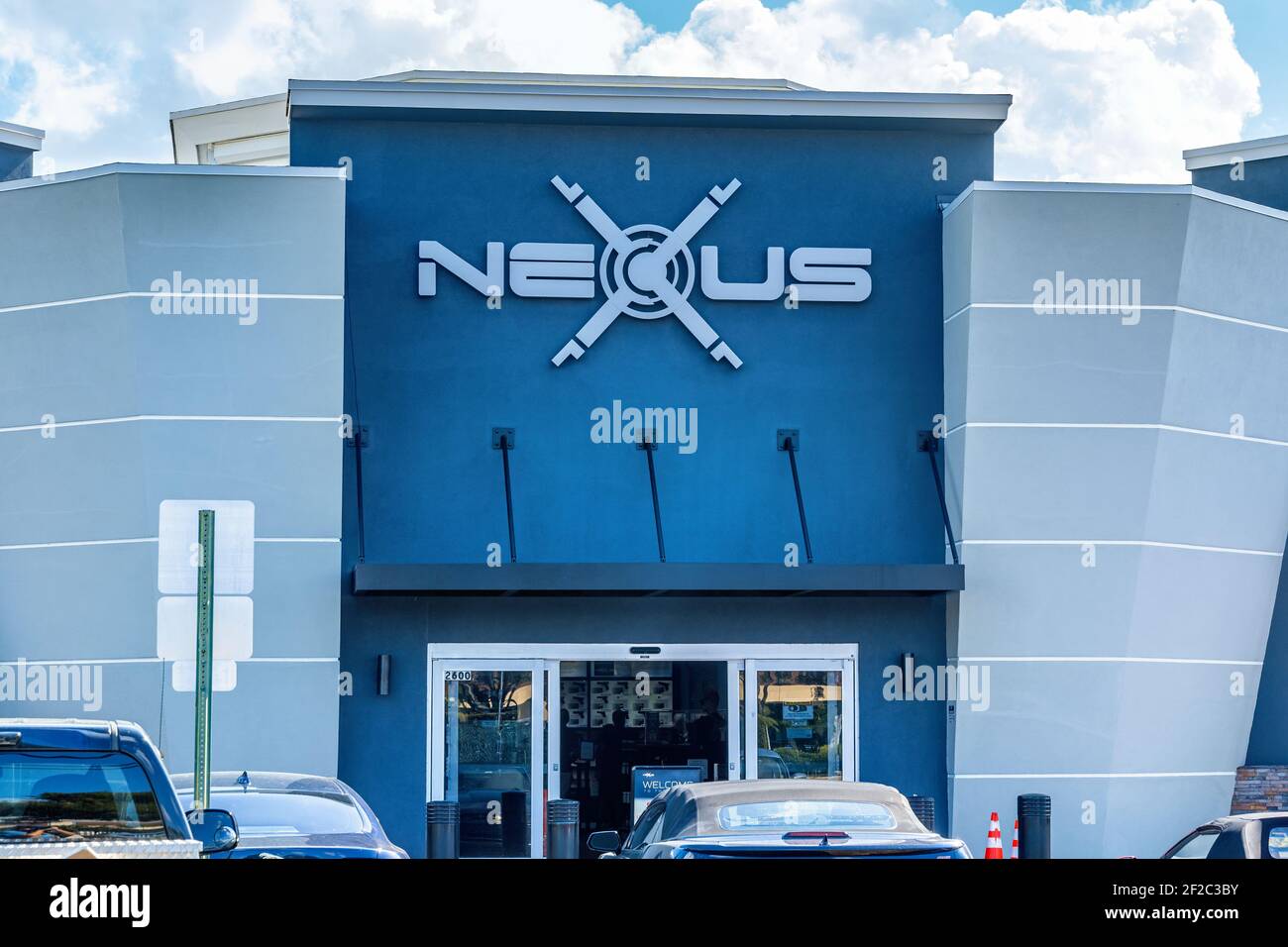 Nexus Shooting, ein Hallenbereich und Waffenladen - Davie, Florida, USA Stockfoto