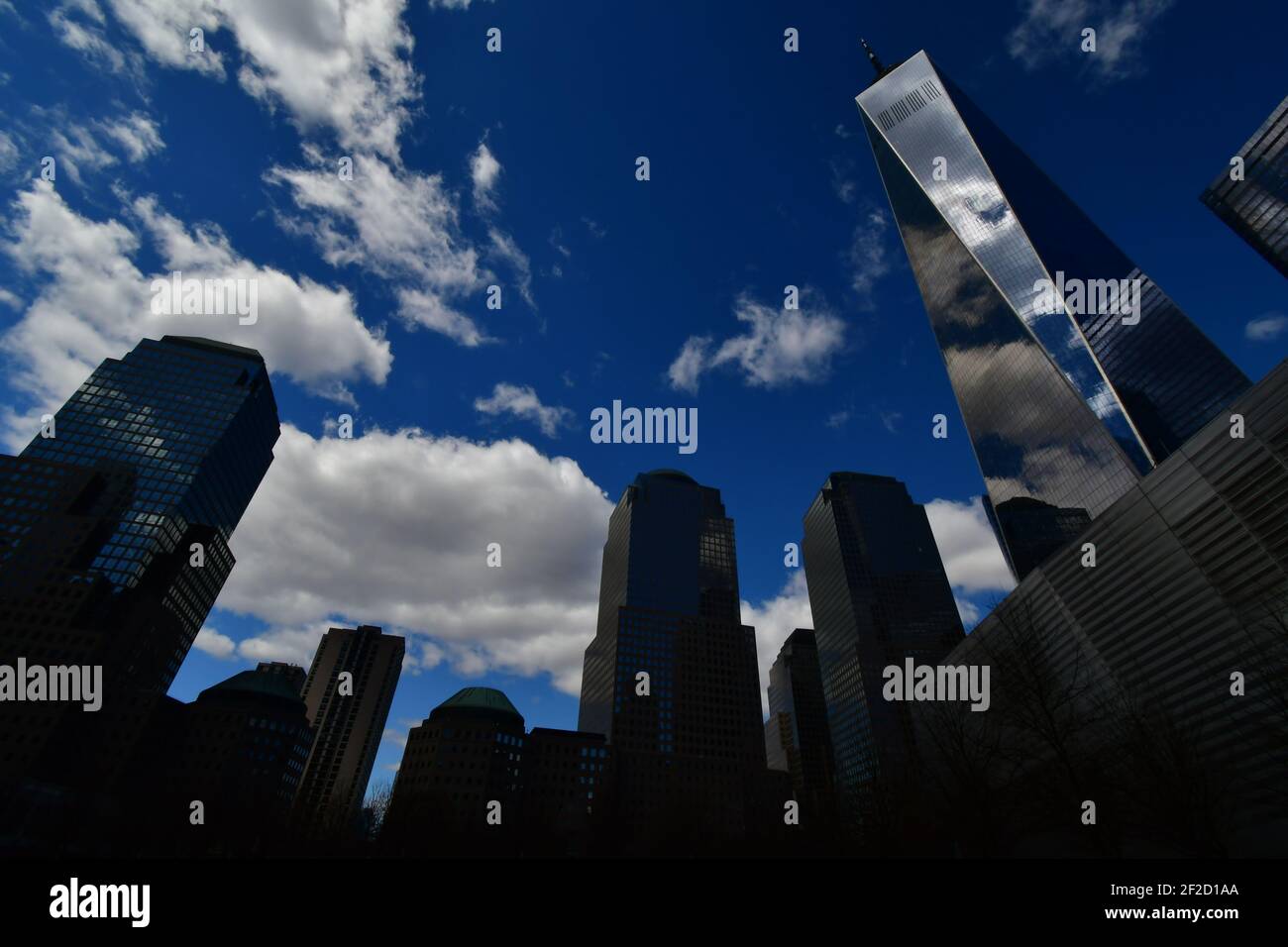 Downtown Manhattan mit One World Trade Center New York City Stockfoto