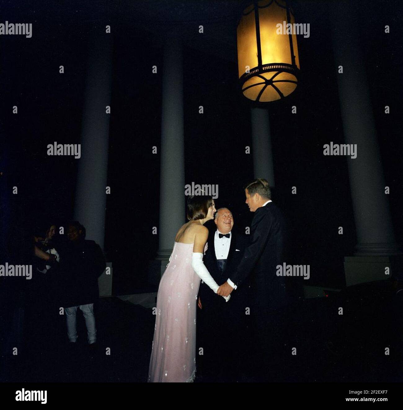 Präsident John F. Kennedy und First Lady Jacqueline Kennedy Besuch mit State Dinner Gast. Stockfoto