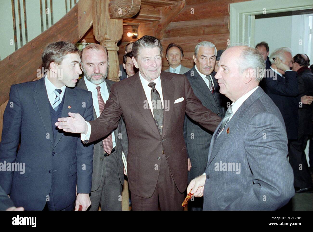 Präsident Ronald Reagan während seiner Reise nach Island auf dem Gipfel von Reykjavik. Stockfoto