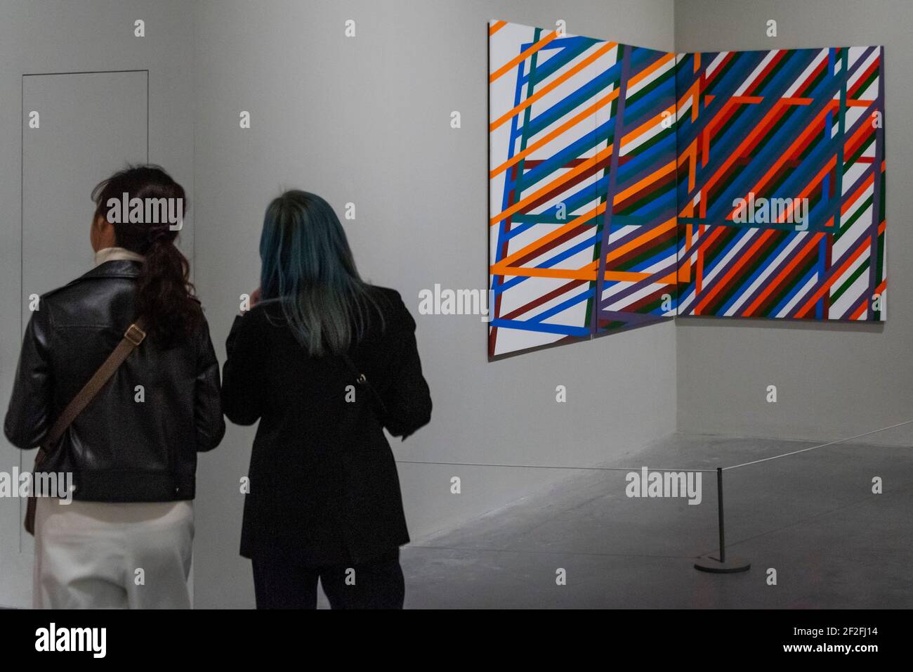 Projected quasi Images, 1988 - Dora Maurer Ausstellung in der Tate Modern. Stockfoto