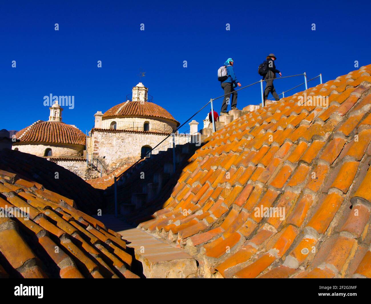 Führung auf dem Dach des Klosters San Francisco in Potosi Stockfoto