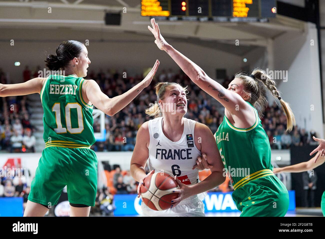 Alexia CHARTEREAU (6) von Frankreich während des FIBA Women's Olympic Qualifying Tournament 2020, Basketballspiel zwischen Frankreich und Australien am 6. Februar 2020 im Palais des Sports du Prado in Bourges, Frankreich - Foto Ann-Dee Lamour / CDP MEDIA / DPPI Stockfoto