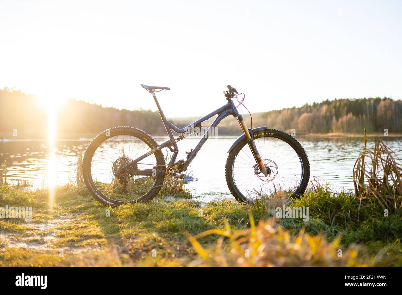 Mountainbiker in Thüringen am See Stockfoto