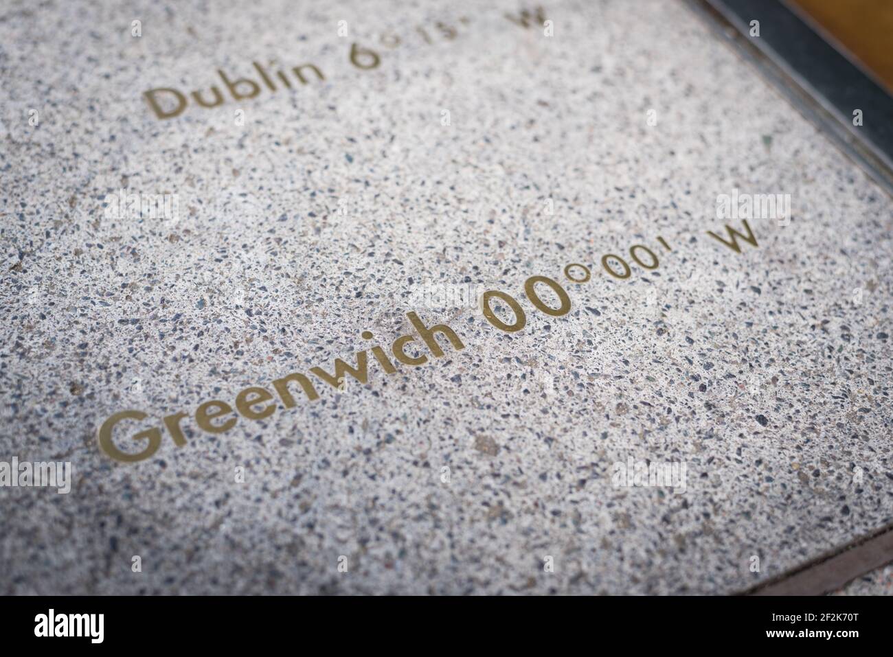 Die Meridian Line im Royal Observatory Museum, Greenwich, London. Stockfoto