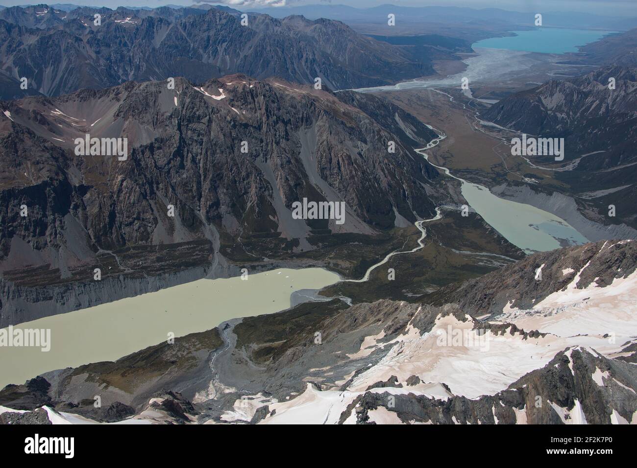 Luftaufnahme von Hooker Lake, Mueller Glacial Lake und Lake Pukaki Im Mount Cook National Park auf der Südinsel von New Seeland Stockfoto