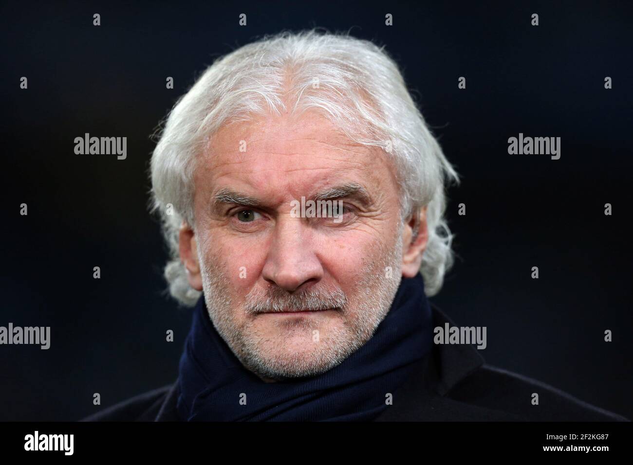 Fußball - UEFA Champions League 2013/2014 - Gruppenphase - Gruppe A - Real Sociedad gegen Bayer Leverkusen am 10. Dezember 2013 in San Sebastian , Spanien - Foto Manuel Blondau / AOP PRESS / DPPI - Manager Rudi Voeller von Bayer Leverkusen Stockfoto