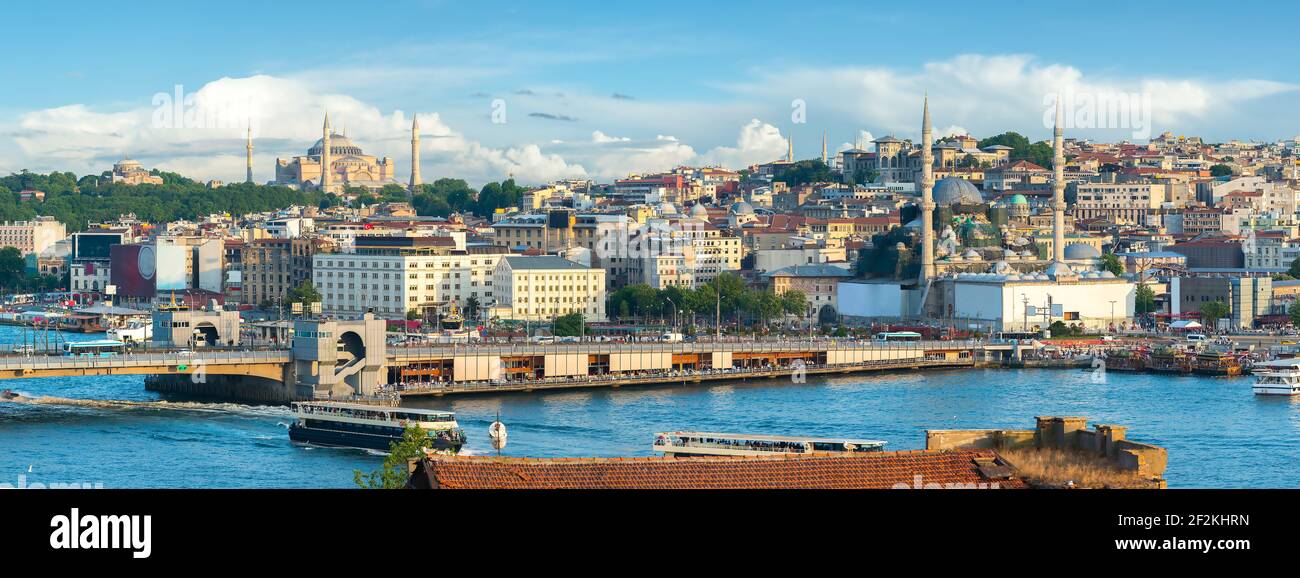 Blick auf die Stadt Istanbul mit Blick auf das Goldene Horn bucht Stockfoto