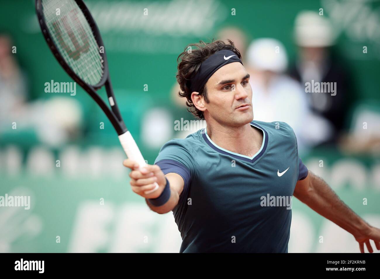 Roger Federer aus der Schweiz beim ATP Monte-Carlo Rolex Masters 2014, Monaco, am 18. April 2014. Foto Manuel Blondau / AOP PRESS / DPPIEDITORS HINWEIS: Dieses Bild wurde mit digitalen Filtern bearbeitet Stockfoto