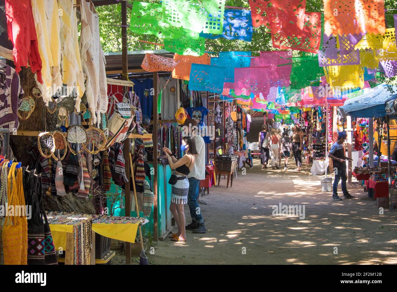Kunsthandwerksmarkt im Freien in Sayulita, Mexiko Stockfoto