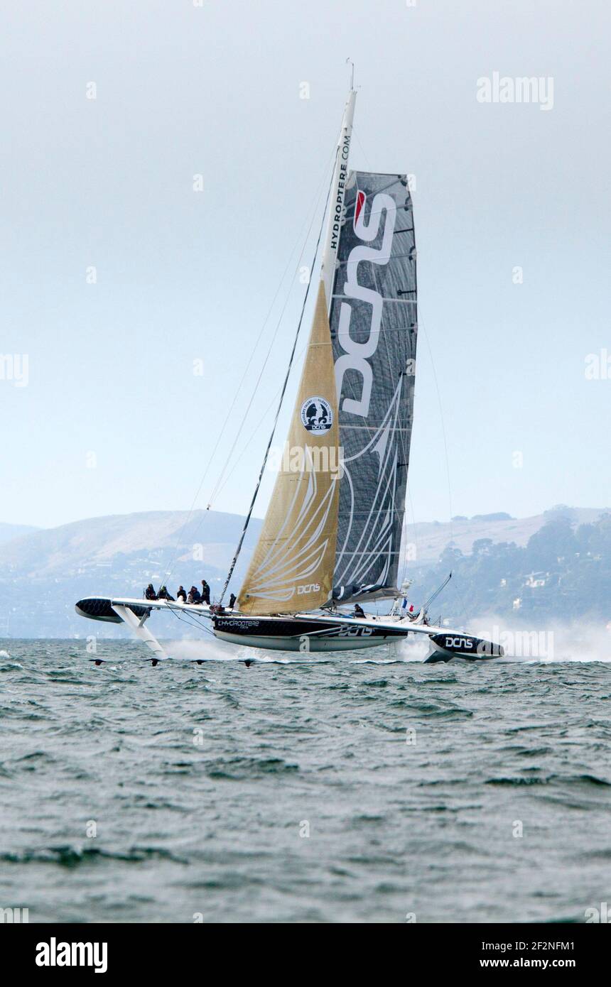 SAINLING - HYDRPTERE DCNS - ALAIN THEBAULT UND SEINE CREW SEGELN IN SAN FRANCISCO (USA) - 23/08/2012 - FOTO CHRISTOPHE LAUNAY/DPPI – Stockfoto