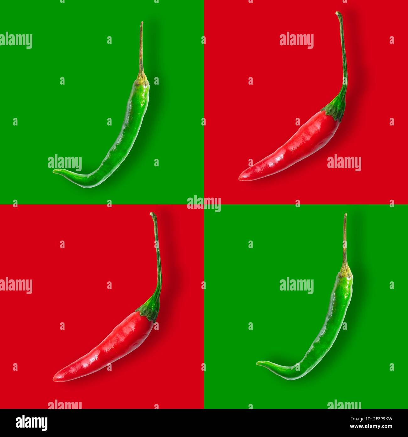 Nahtlose Muster aus roten und grünen Chili Paprika isoliert auf roten und grünen Hintergründen. Pop-Art Stockfoto
