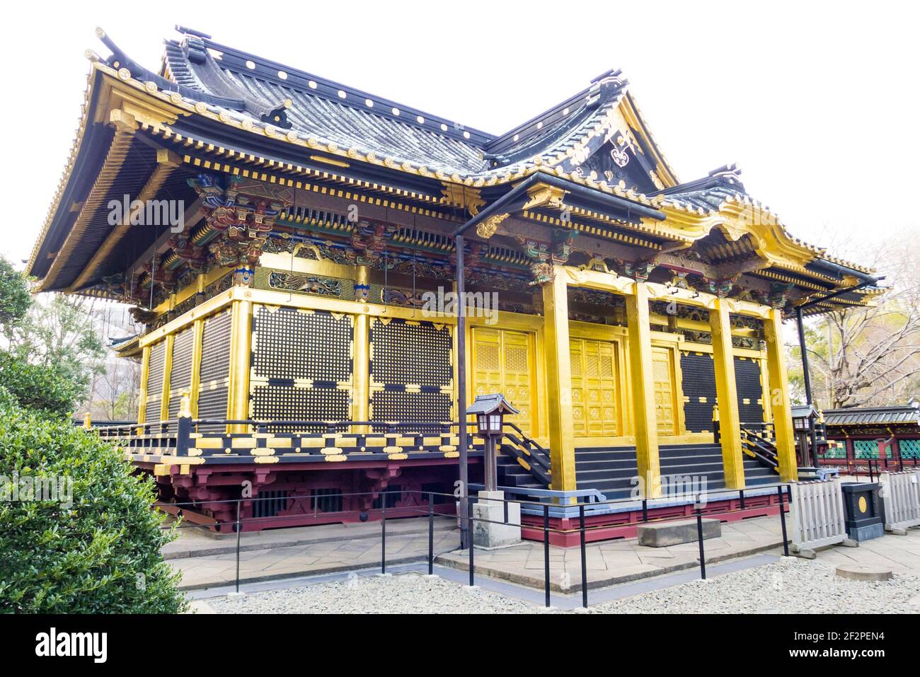 Verehrungshalle des Ueno-Tosho-gu-Schreins in Tokio Stockfoto