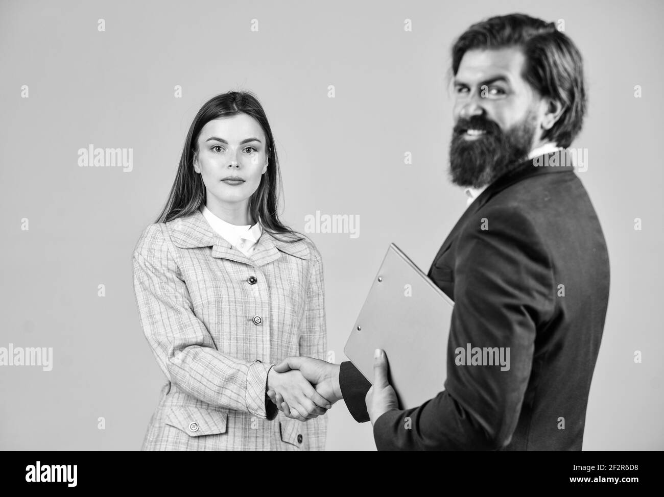 Zukünftige Partner. Geschäftsleute bei der Sitzung. Modernes Büroleben. Erfolgreich durchgeführte Arbeit. Ähnlichkeit der Interessen. Rechtsanwalt Agentur. manager Stockfoto