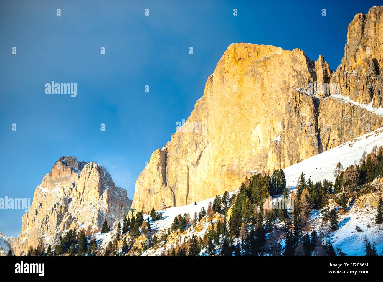 Winterlandschaft in den Dolomiten Stockfoto