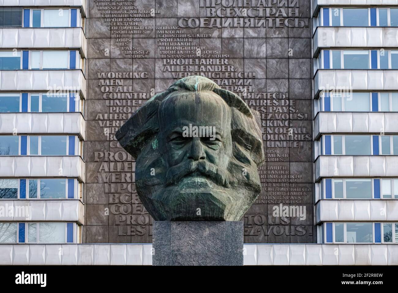 Das Karl-Marx-Denkmal, ein 7,10 m hoher stilisierter Kopf von Karl Marx, wurde 1971 in der ehemaligen DDR eingeweiht. Stockfoto