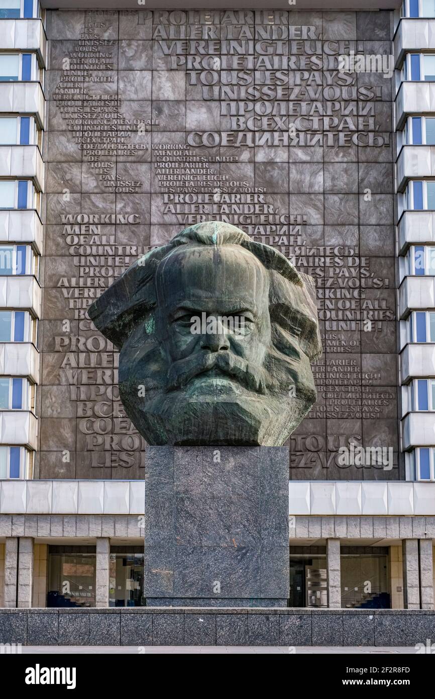 Das Karl-Marx-Denkmal, ein 7,10 m hoher stilisierter Kopf von Karl Marx, wurde 1971 in der ehemaligen DDR eingeweiht. Stockfoto
