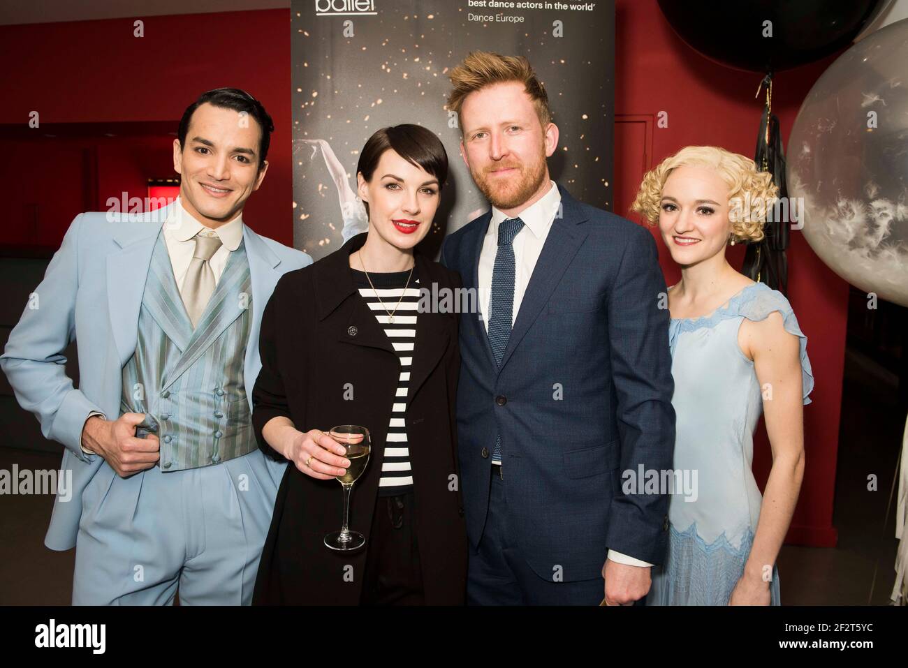 Tom Goodman-Hill und Jessica Raine und Northern Ballet Dancers Dreda Blow und Javier Torres besuchen Northern Ballet's Great Gatsby Opening Nacht in Sadler's Wells - London Stockfoto