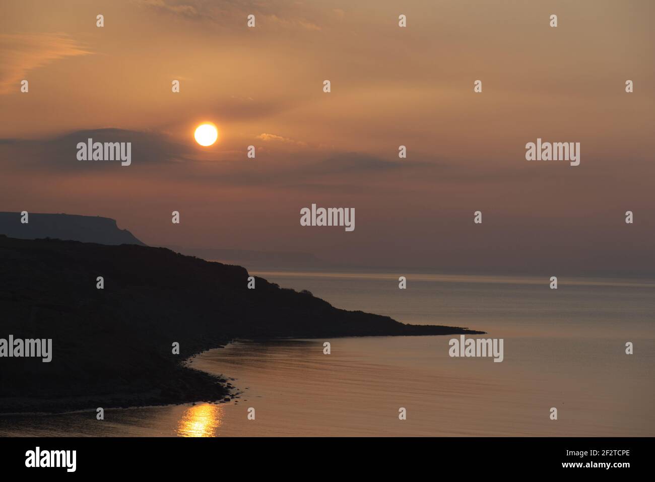 weymouth Sonnenaufgang mit Kreuzfahrtschiffen in der Bucht Stockfoto