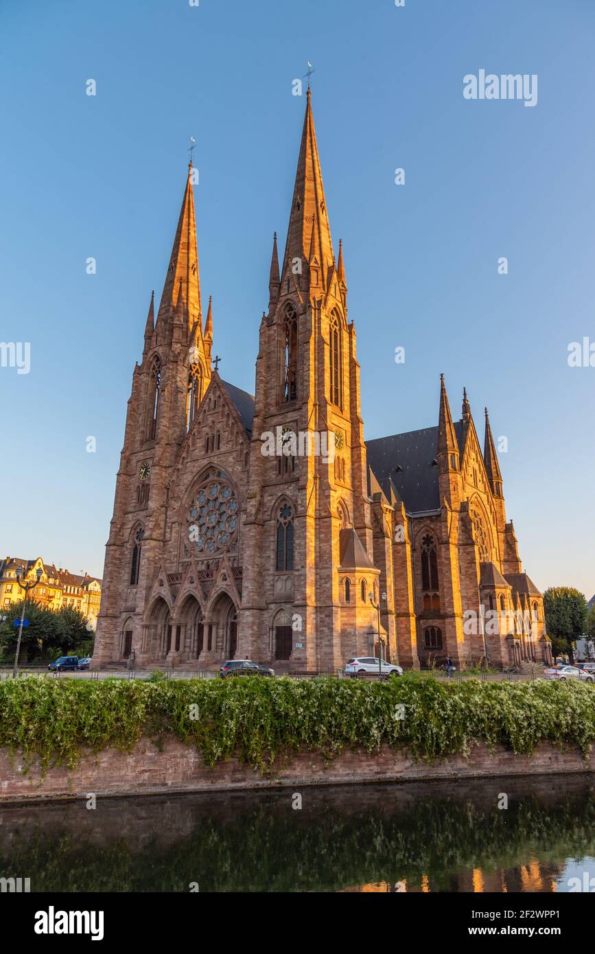 Ansicht der St. Paul's Kirche in Straßburg, Frankreich Stockfoto
