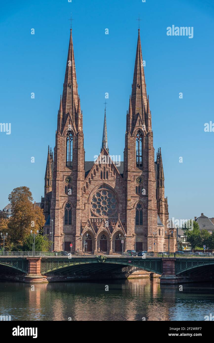 Ansicht der St. Paul's Kirche in Straßburg, Frankreich Stockfoto