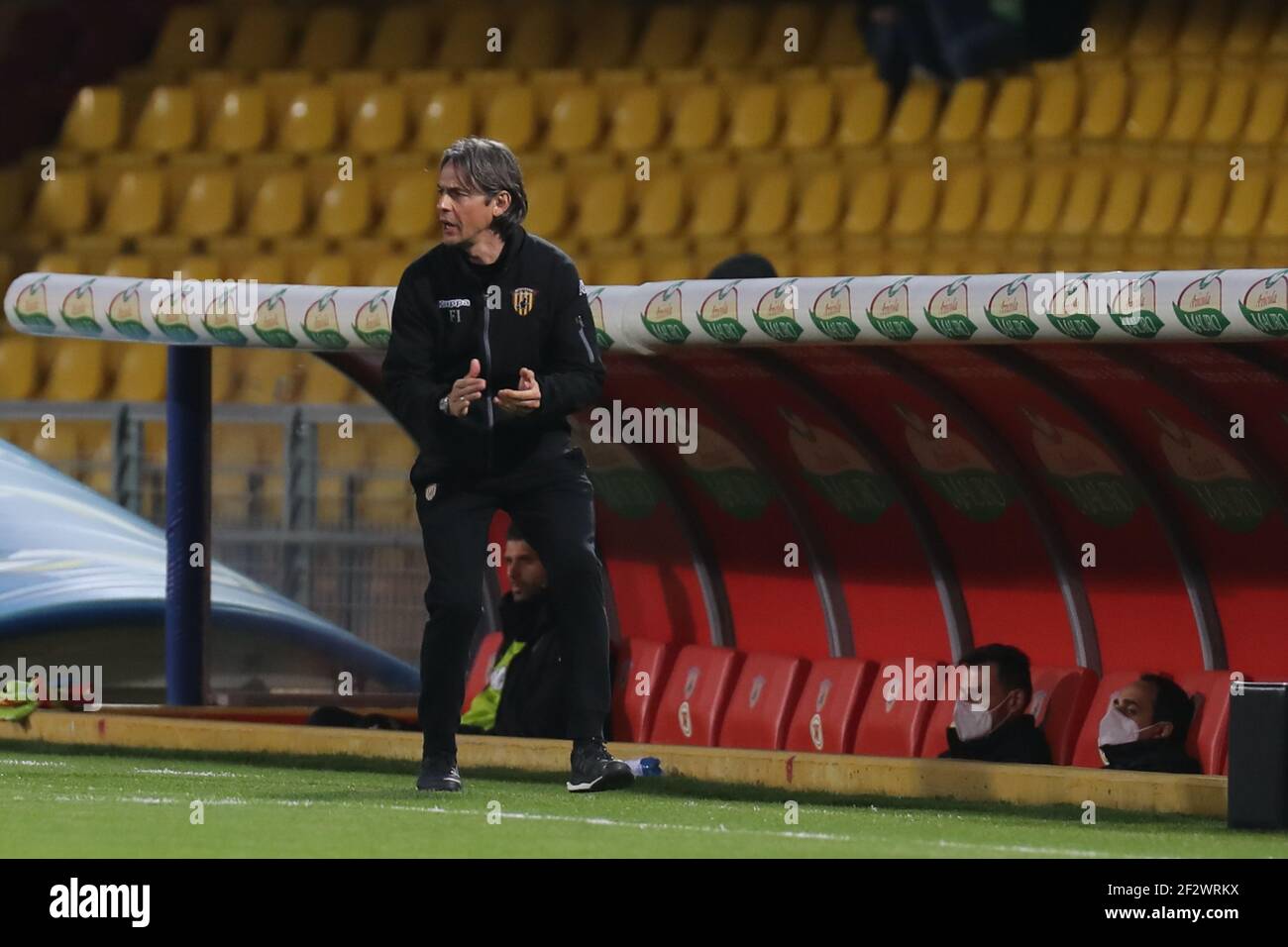 Trainer Filippo Inzaghi Benevento Calcio Wahrend Der Serie A Fussballspiel Zwischen Benevento Fiorentina Stadio Ciro Vigorito Am 13 Marz 2021 In Benevento Italien Lm Stockfotografie Alamy