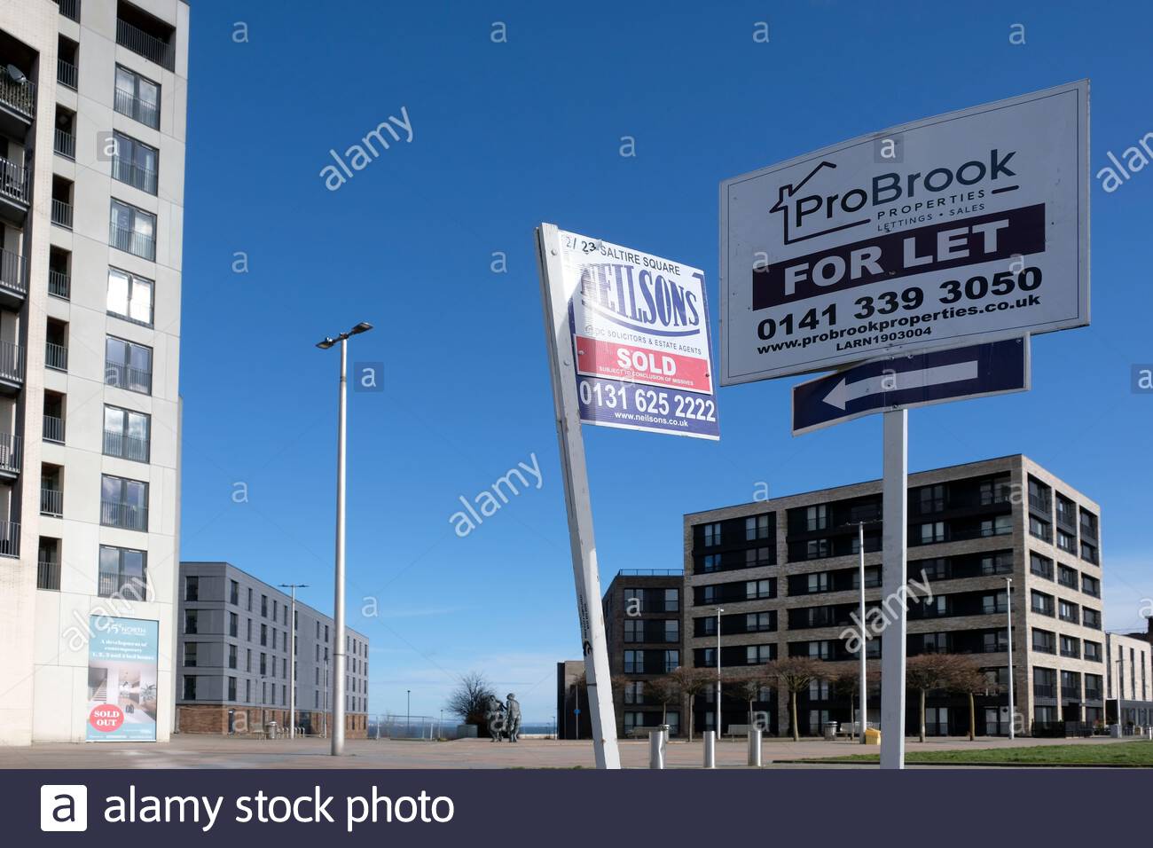 Moderne Wohnimmobilie Ausverkauft am Saltyre Square, Waterfront Avenue, Granton Edinburgh, Schottland Stockfoto