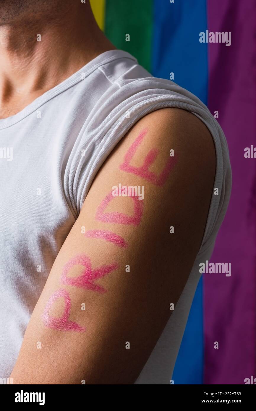 On His Left Arm Stockfotos Und Bilder Kaufen Seite 2 Alamy