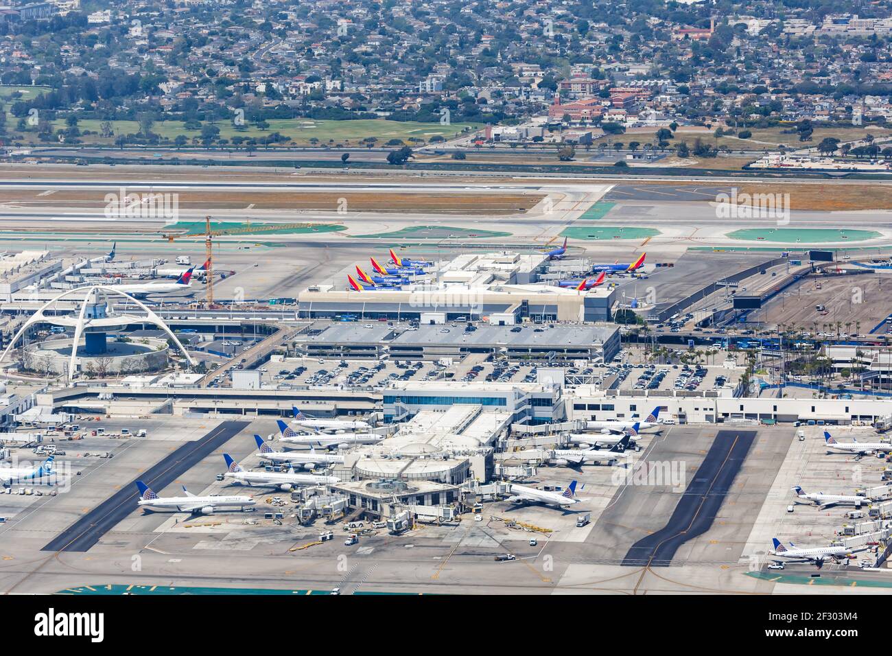 Los Angeles, Kalifornien - 14. April 2019: Los Angeles International Airport LAX Terminals Übersicht Luftaufnahme in den Vereinigten Staaten. Stockfoto