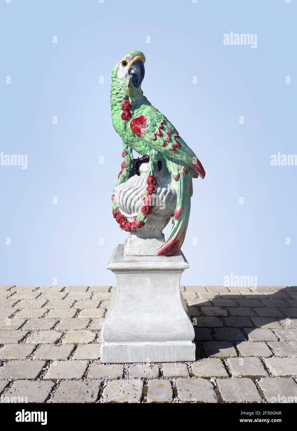 Papagei-Statue Zum Aufhängen – 26,2 Cm Hoch, Handbemalt, Aus Design-Verbundharz, Für Terrasse Und Garten