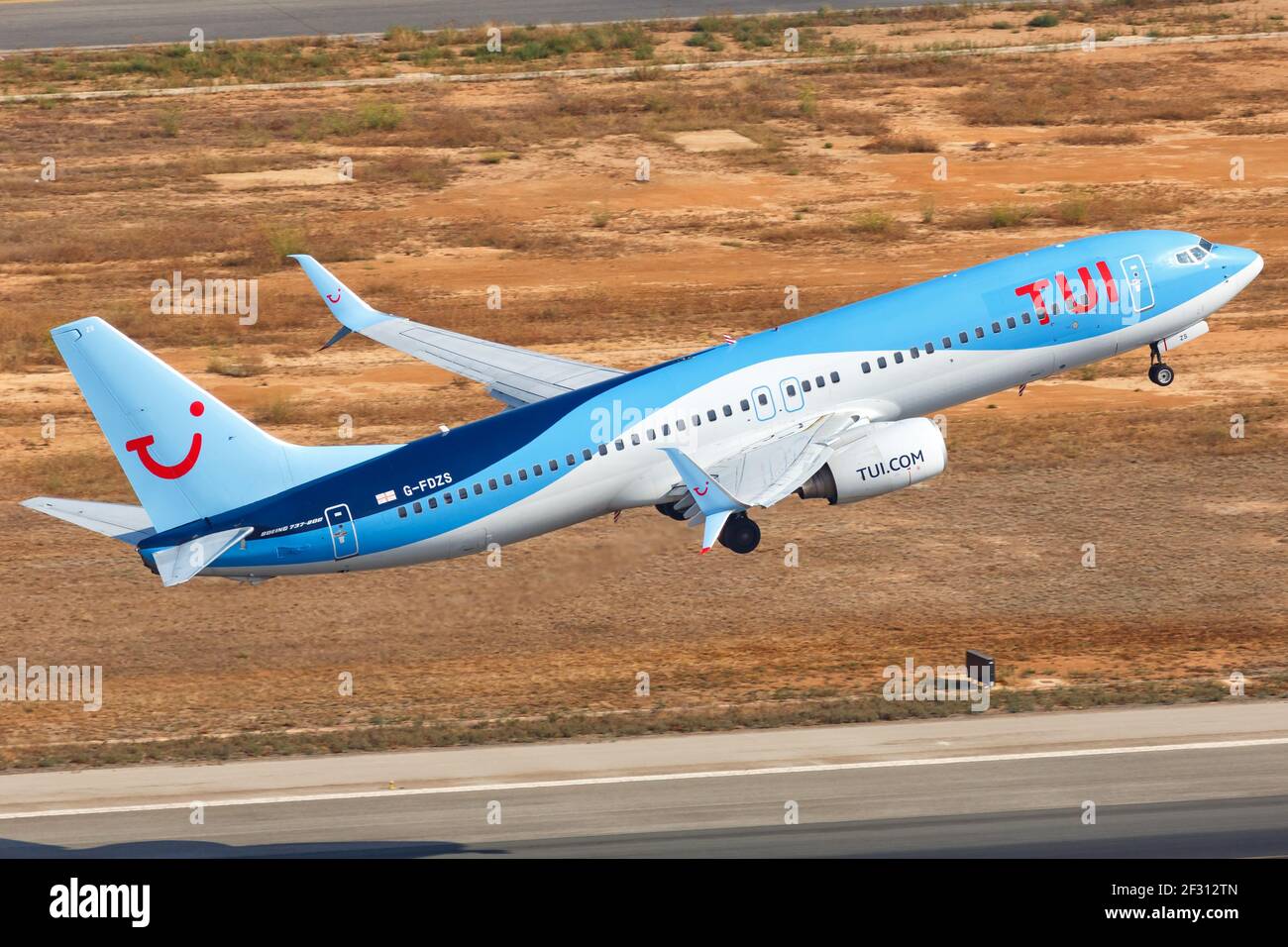 Palma de Mallorca, Spanien - 21. Juli 2018: TUI Boeing B737-800 Abflug am Flughafen Palma de Mallorca in Spanien. Boeing ist ein amerikanischer Aircraf Stockfoto