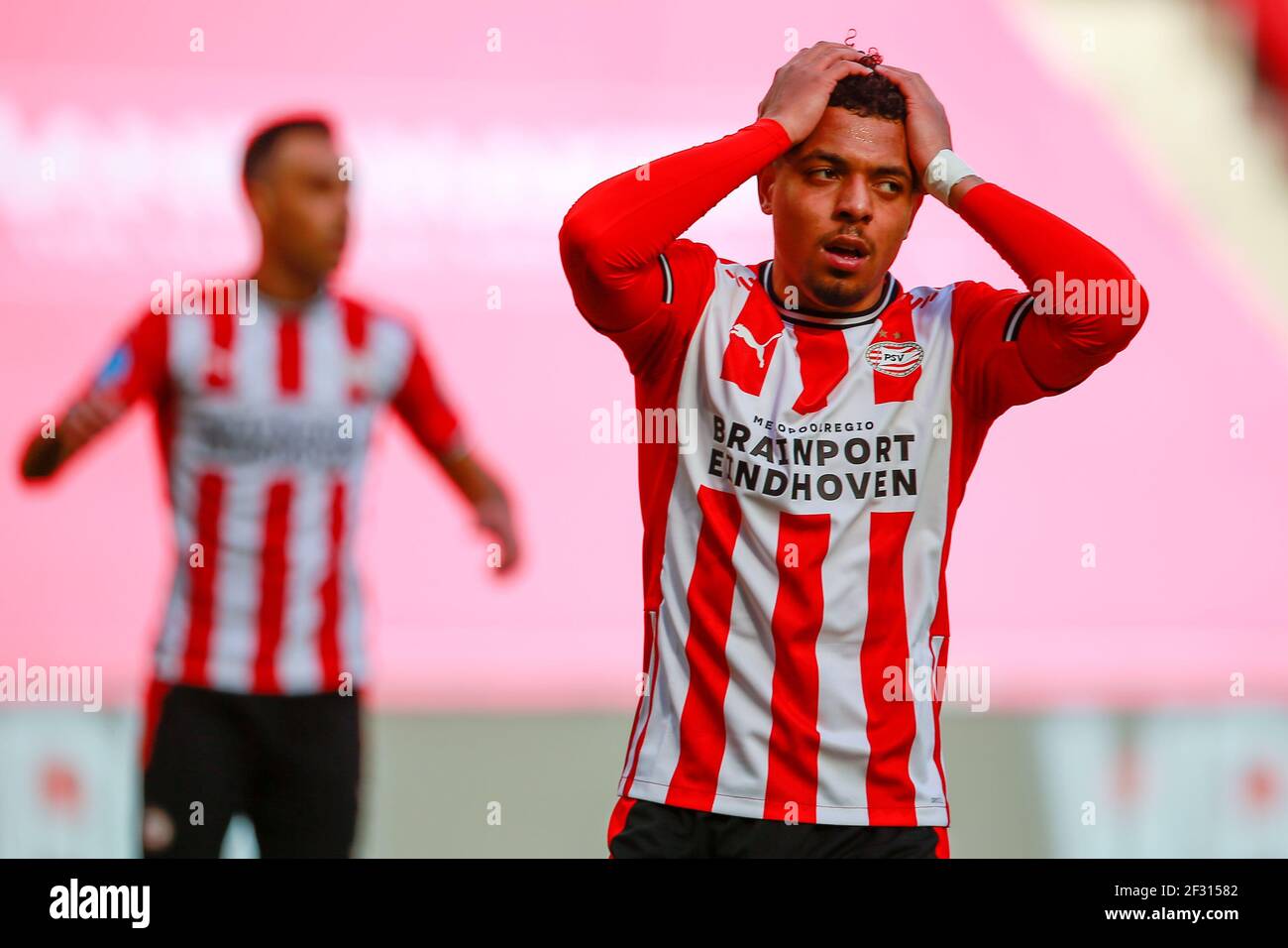 Eindhoven Niederlande Marz 14 Donyell Malen Vom Psv Eindhoven Enttauscht Wahrend Des Niederlandischen Eredivisie Spiels Zwischen Psv Und Feyenoord Bei Philips Stockfotografie Alamy